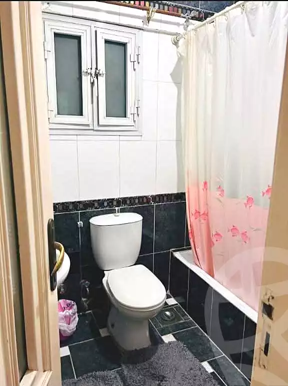 https://aqarmap.com.eg/en/listing/7090703-for-sale-alexandria-camp-cesar