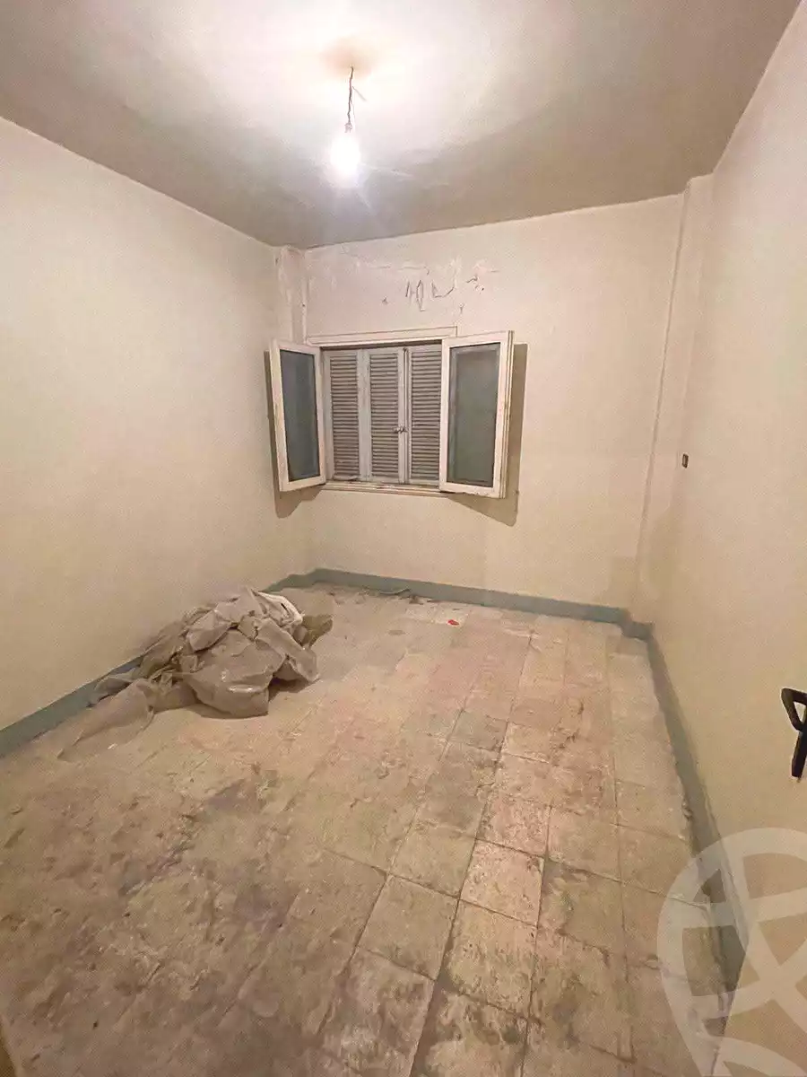 https://aqarmap.com.eg/ar/listing/7090720-for-sale-alexandria-al-agamy-lbytsh-al-andalous-wa-al-hgaz-st