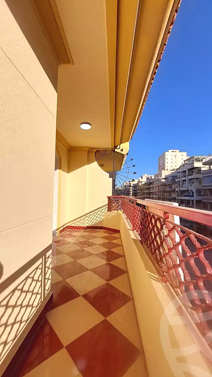 https://aqarmap.com.eg/ar/listing/7090736-for-sale-alexandria-al-agamy-shataa-el-nakheel