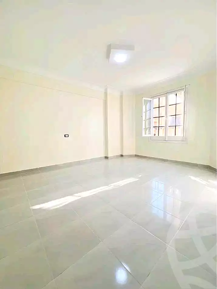 https://aqarmap.com.eg/ar/listing/7090760-for-sale-alexandria-al-agamy-shataa-el-nakheel