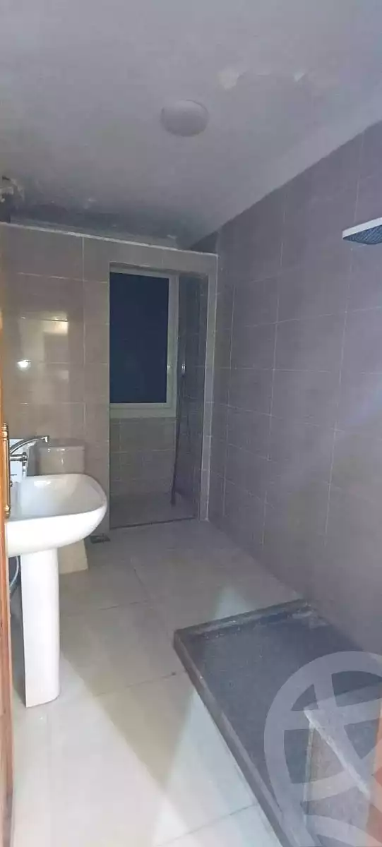 https://aqarmap.com.eg/ar/listing/7090793-for-sale-cairo-helwan-hadayek-helwan-nile-corniche-st