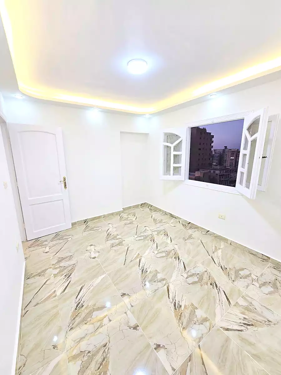 https://aqarmap.com.eg/ar/listing/7091037-for-sale-alexandria-al-agamy-shataa-el-nakheel