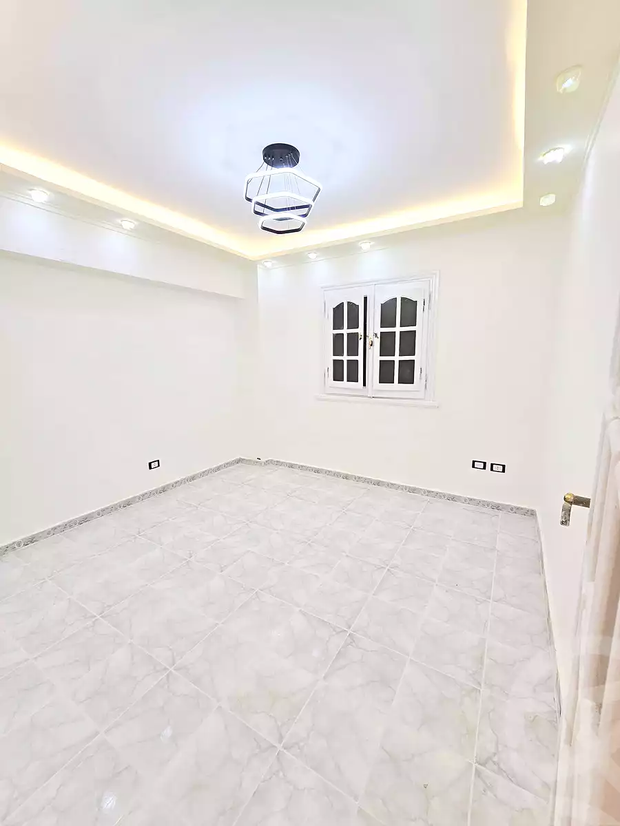 https://aqarmap.com.eg/ar/listing/7091157-for-sale-alexandria-al-agamy-shataa-el-nakheel