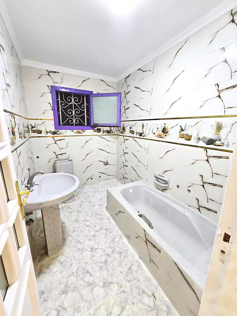 https://aqarmap.com.eg/ar/listing/7091157-for-sale-alexandria-al-agamy-shataa-el-nakheel