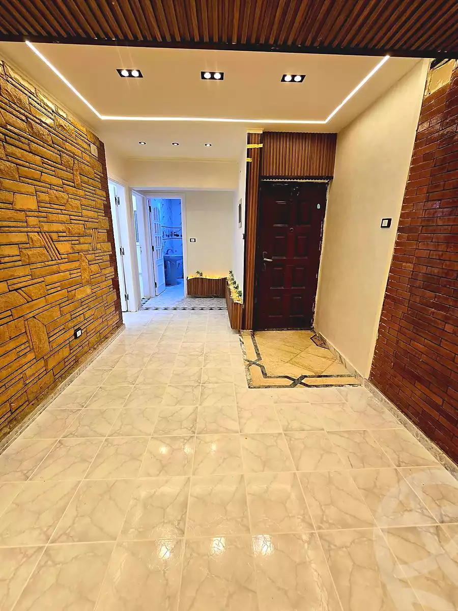 https://aqarmap.com.eg/ar/listing/7091157-for-sale-alexandria-al-agamy-shataa-el-nakheel