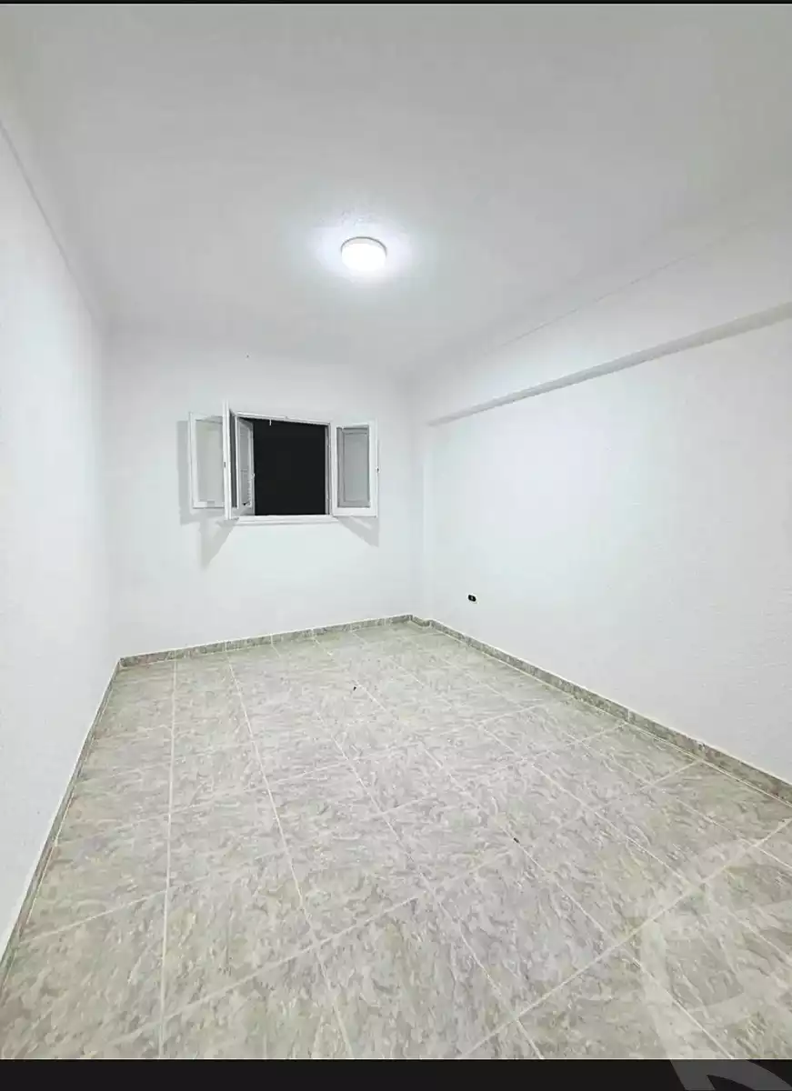 https://aqarmap.com.eg/en/listing/7091502-for-sale-alexandria-al-agamy-shataa-el-nakheel