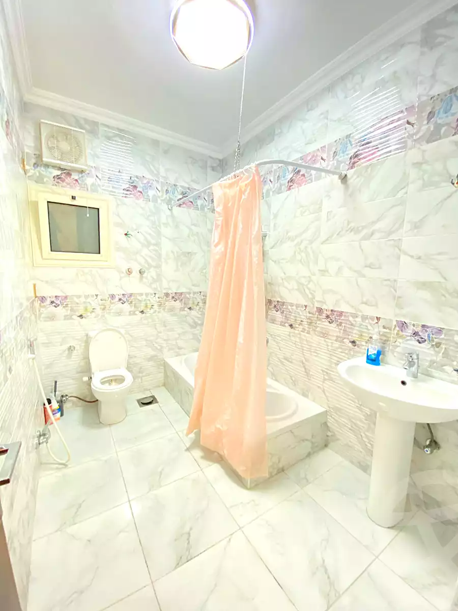 https://aqarmap.com.eg/ar/listing/7091738-for-rent-cairo-new-cairo-el-ahyaa-fourth-neighborhood-street-23
