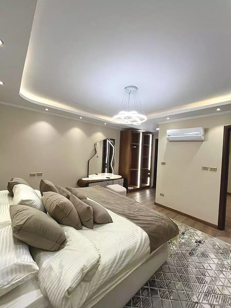 https://aqarmap.com.eg/ar/listing/7091837-for-sale-cairo-new-cairo-compounds-mwrd-fq-llttwyr