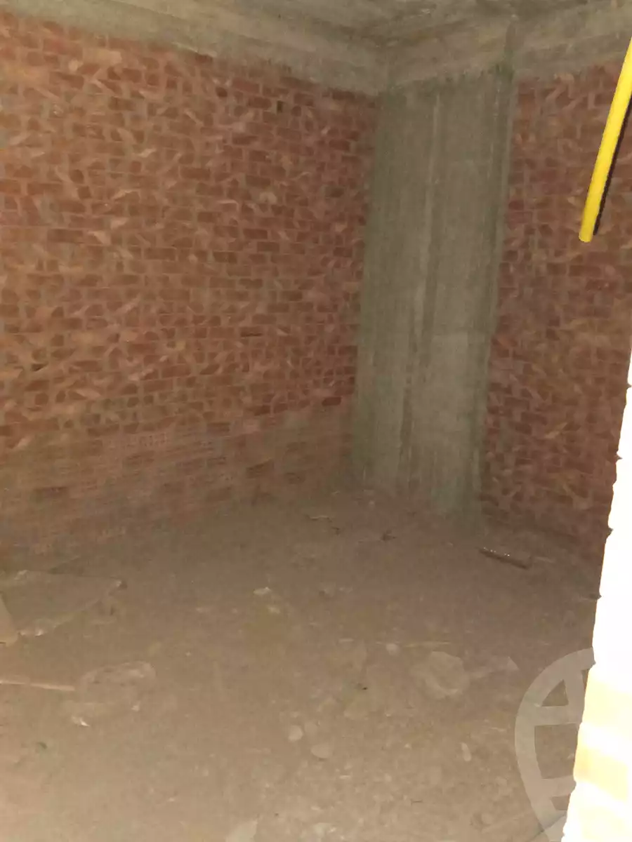 https://aqarmap.com.eg/ar/listing/7092015-for-sale-cairo-helwan-hadayek-helwan-nile-corniche-st