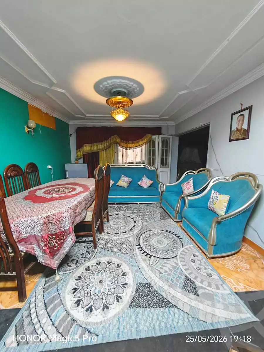 https://aqarmap.com.eg/ar/listing/7092121-for-sale-cairo-helwan-helwan-el-sharkeya-borhan-st