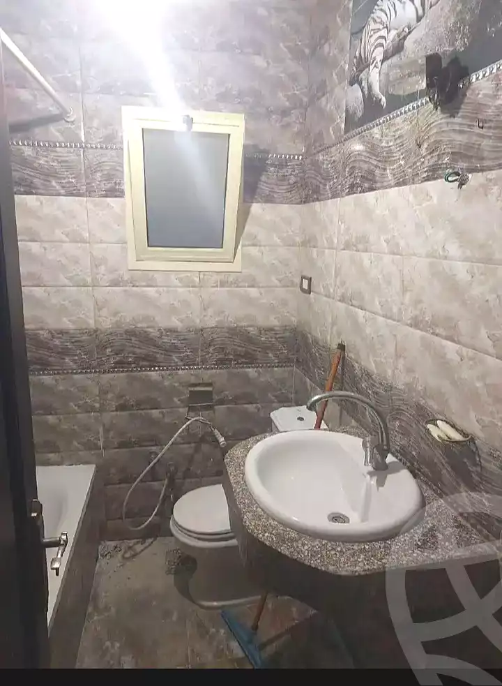 https://aqarmap.com.eg/ar/listing/7092602-for-rent-alexandria-lsywf-amin-hassouna-st