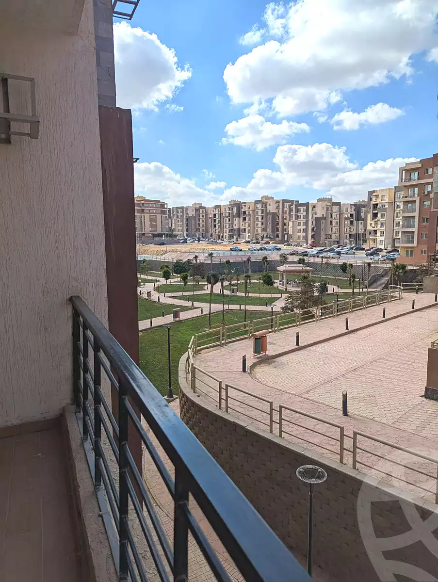 https://aqarmap.com.eg/en/listing/7092968-for-sale-cairo-new-cairo-compounds-dar-misr-el-koronfel