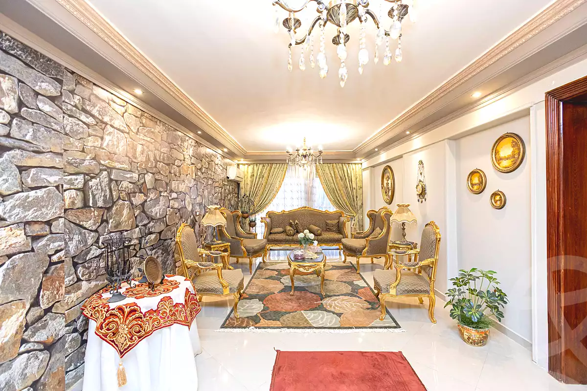 https://aqarmap.com.eg/ar/listing/7093012-for-sale-alexandria-fleming-ahmed-basha-tork-st