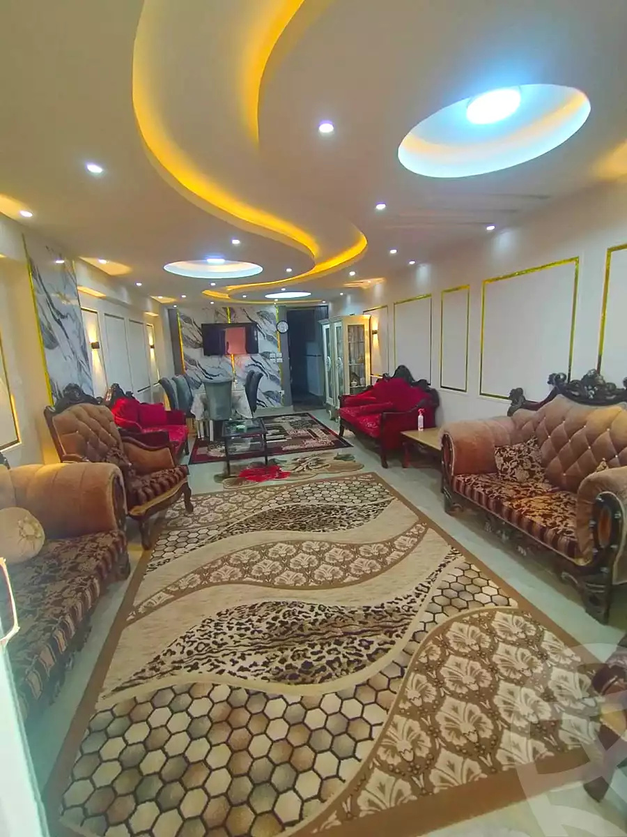 https://aqarmap.com.eg/ar/listing/7075601-for-sale-alexandria-al-agamy-lbytsh-mohamed-el-fardi-st