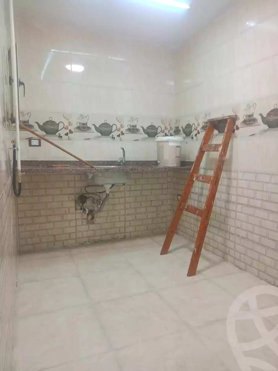 https://aqarmap.com.eg/ar/listing/7075604-for-sale-alexandria-al-agamy-el-hanouvel-radwan-st