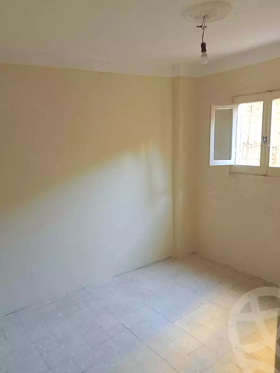 https://aqarmap.com.eg/en/listing/7075598-for-sale-alexandria-al-agamy-lbytsh-saad-zaghloul-st