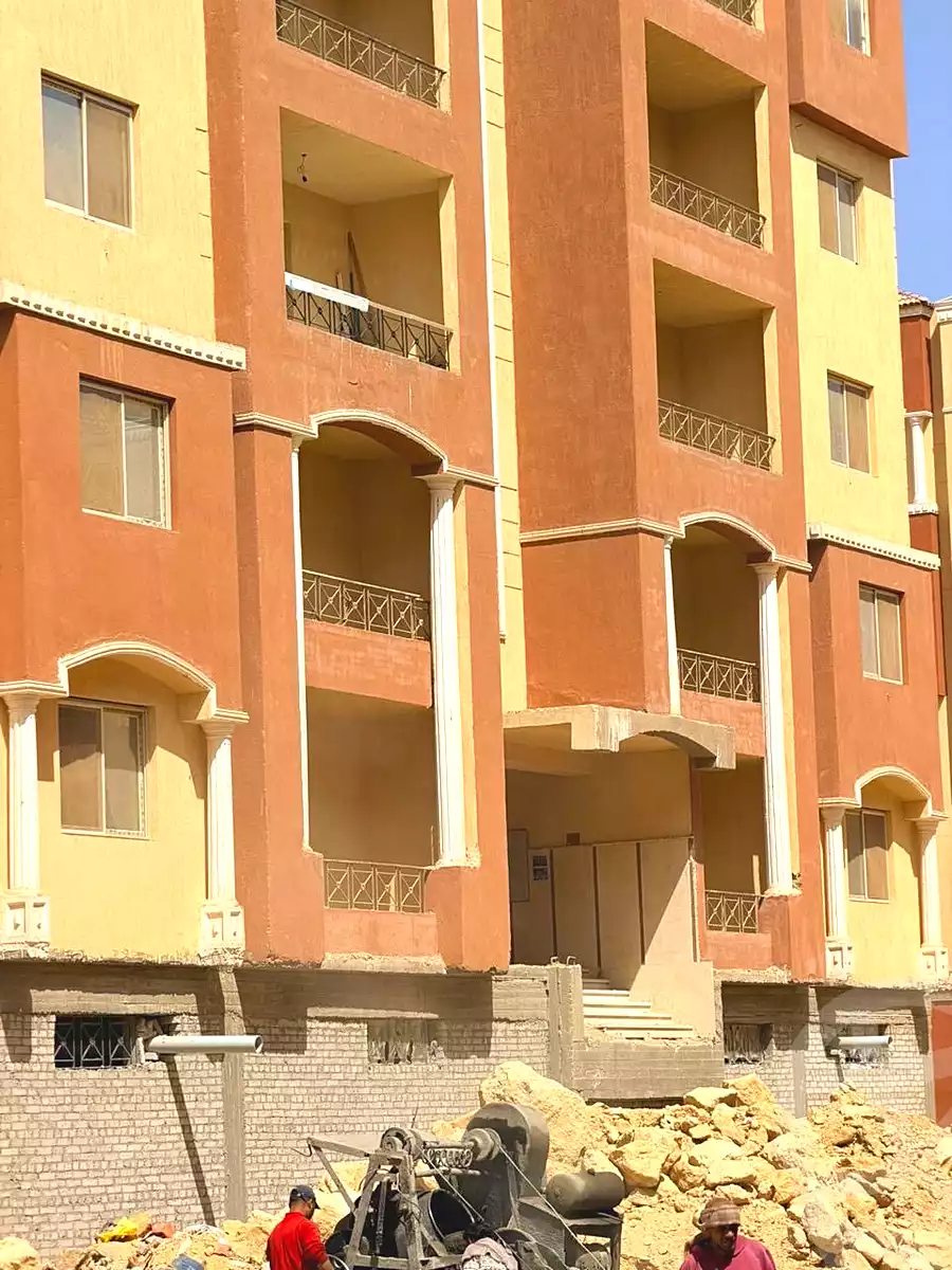 https://aqarmap.com.eg/ar/listing/7093446-for-sale-cairo-new-cairo-compounds-loaloat-new-cairo