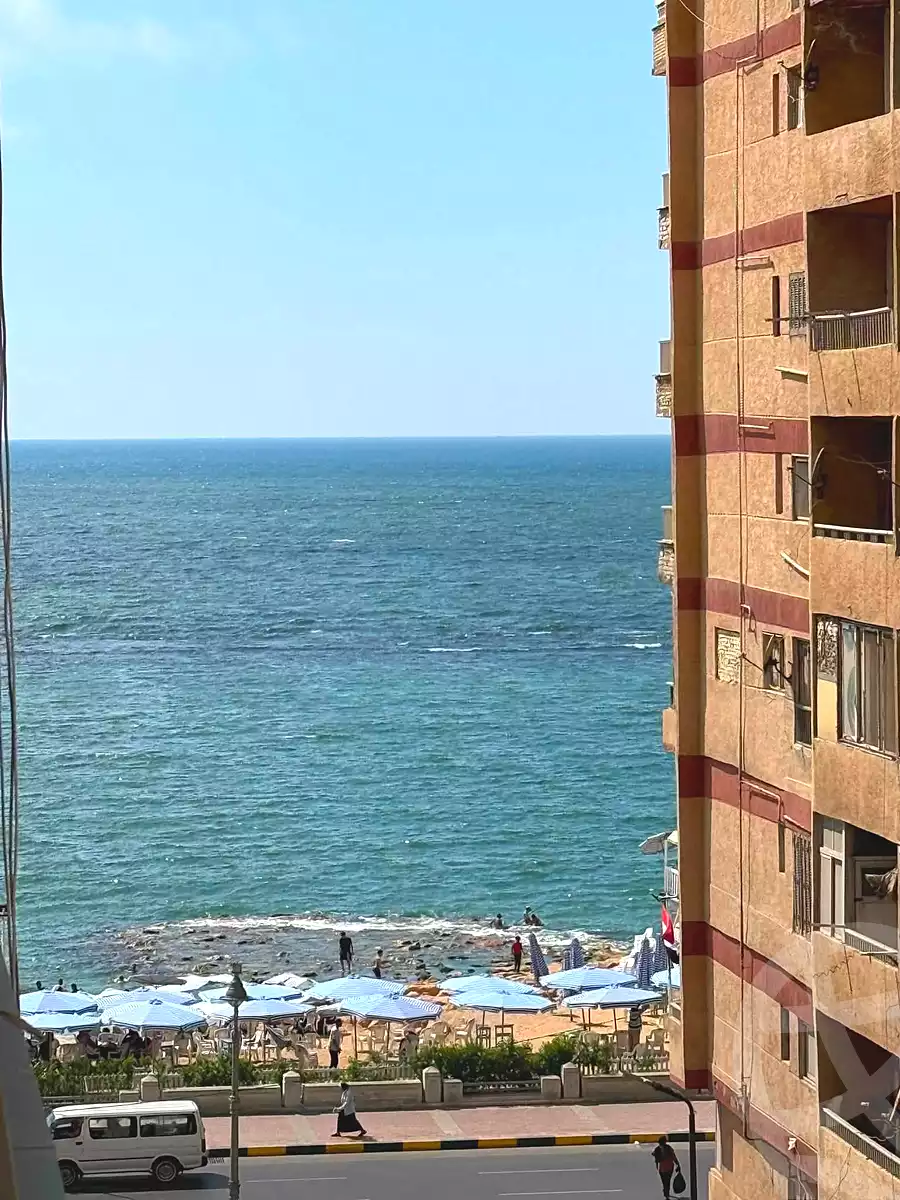 https://aqarmap.com.eg/ar/listing/7093521-for-sale-alexandria-el-asafra-sadiqat-al-ketab-al-moqadas-st