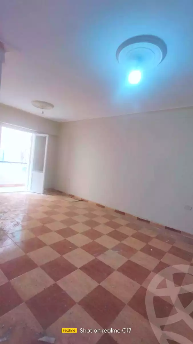 https://aqarmap.com.eg/ar/listing/7091210-for-sale-alexandria-al-agamy-lbytsh-el-hay-st