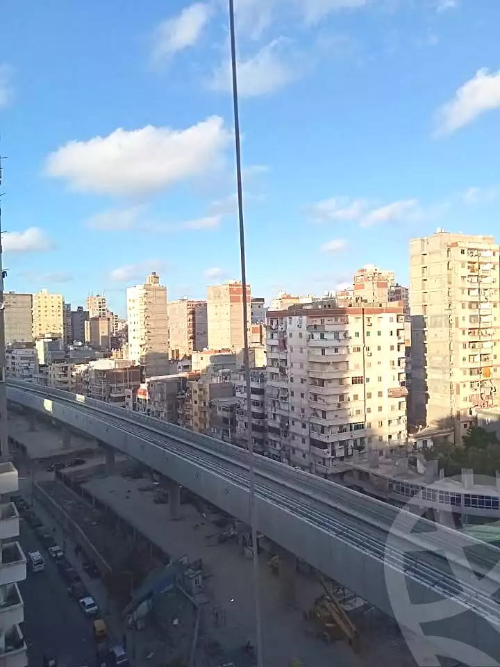 https://aqarmap.com.eg/ar/listing/7093559-for-sale-alexandria-sydy-bshr-shr-mlk-hfny