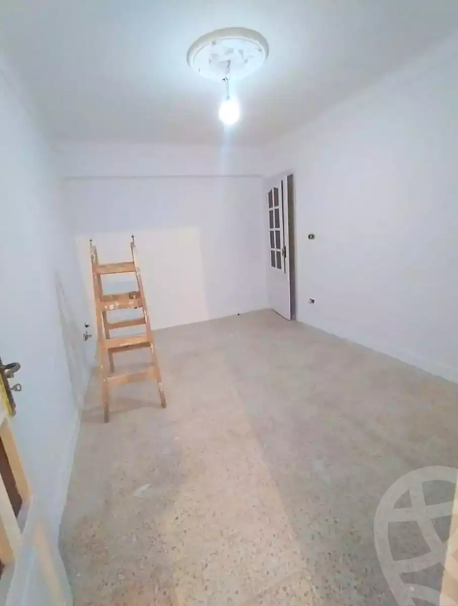 https://aqarmap.com.eg/ar/listing/7093596-for-sale-alexandria-lsywf-el-falki