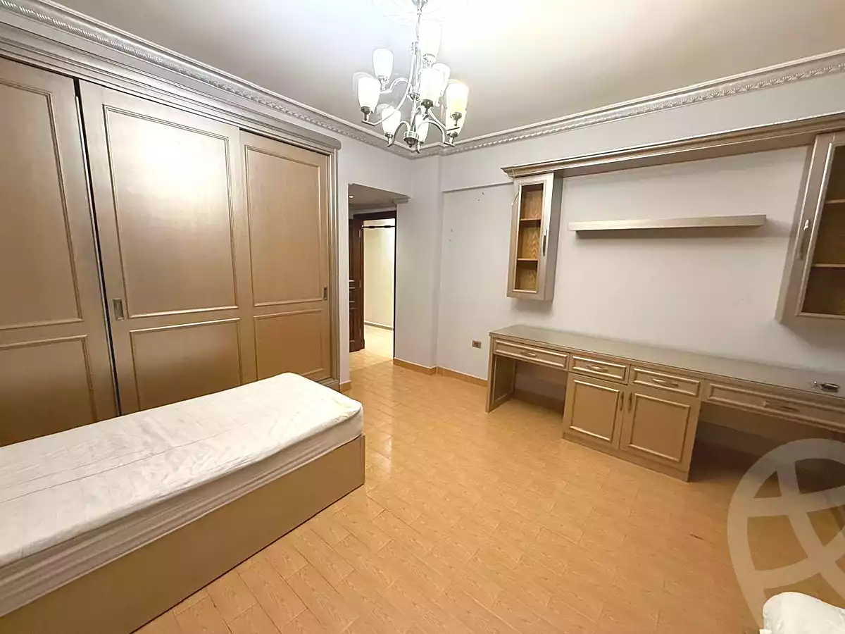 https://aqarmap.com.eg/ar/listing/7093644-for-sale-cairo-new-cairo-el-narges-el-narges-omarat-ahmed-lotfy-el-sayed-st