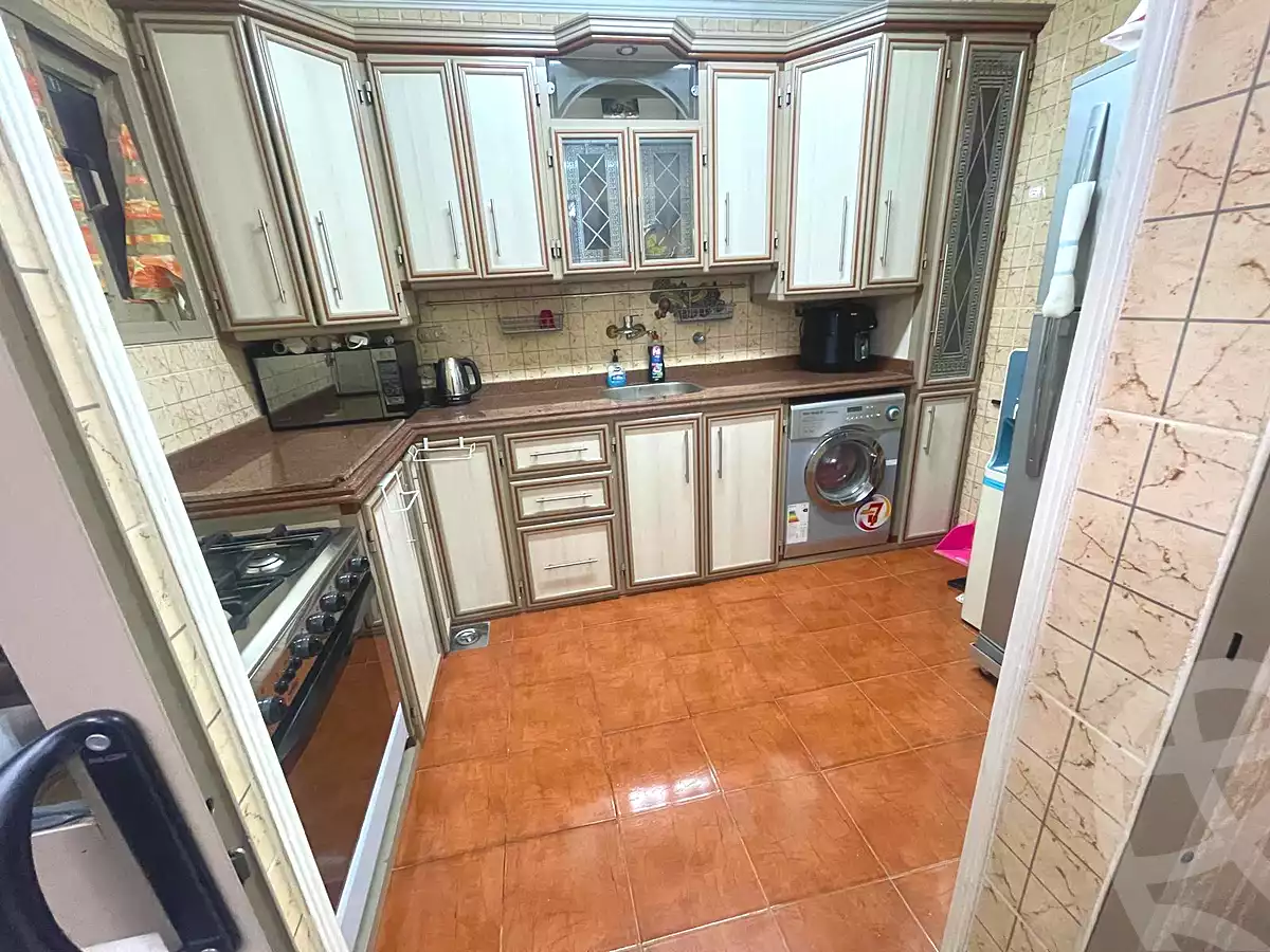 https://aqarmap.com.eg/en/listing/7094030-for-sale-alexandria-el-asafra-salman-el-farsi-st