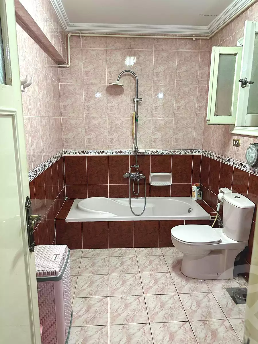 https://aqarmap.com.eg/en/listing/7094030-for-sale-alexandria-el-asafra-salman-el-farsi-st
