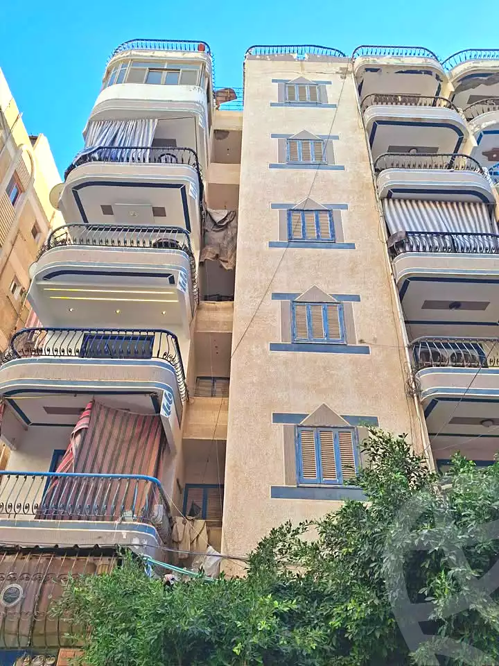 https://aqarmap.com.eg/ar/listing/7094140-for-sale-alexandria-al-agamy-shataa-el-nakheel-street-4