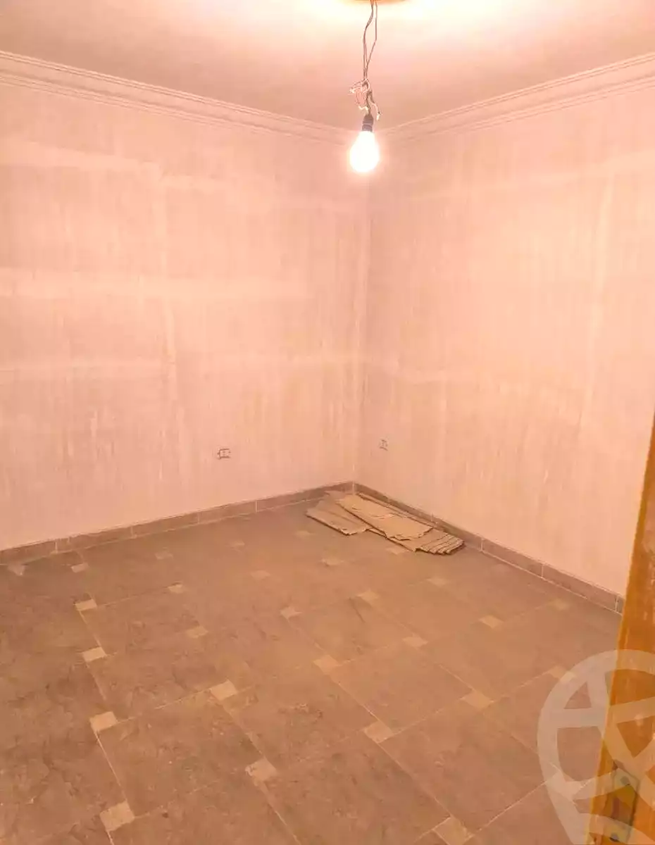 https://aqarmap.com.eg/en/listing/7094180-for-sale-cairo-ain-shams-6-october-st