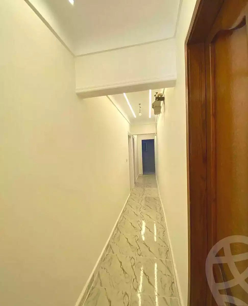 https://aqarmap.com.eg/en/listing/7094231-for-rent-alexandria-el-mandara-shr-mlk-hfny