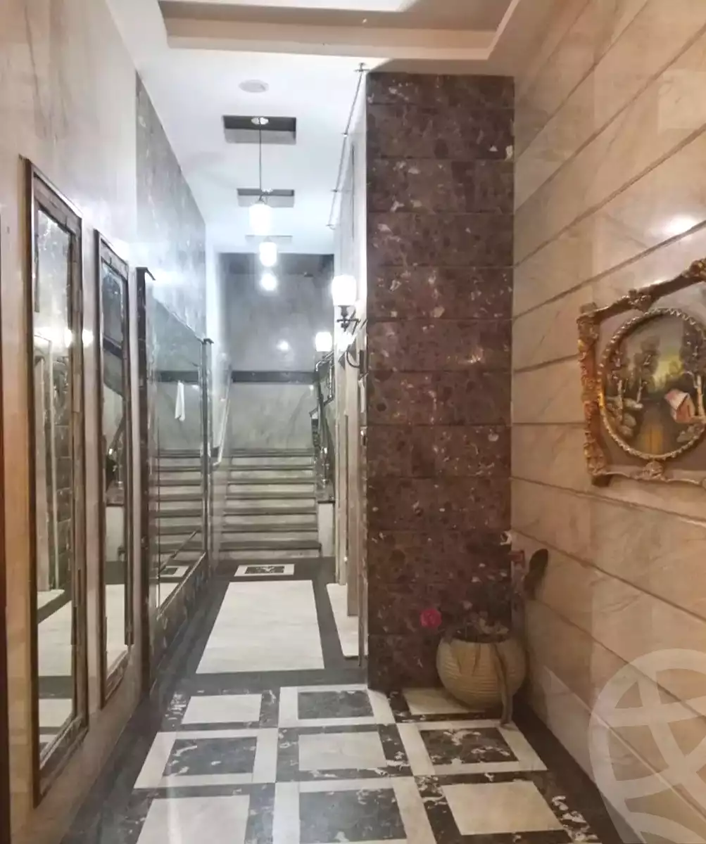 https://aqarmap.com.eg/ar/listing/7094294-for-sale-alexandria-miami-mahmoud-el-isawy-st