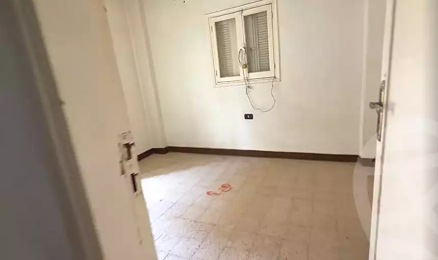 https://aqarmap.com.eg/ar/listing/7094370-for-sale-cairo-ain-shams-ain-shams-el-sharkia-el-khaleel-ibrahim