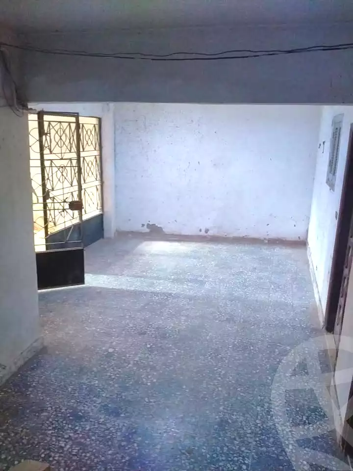 https://aqarmap.com.eg/ar/listing/7094400-for-sale-alexandria-al-agamy-el-hanouvel-al-haded-we-al-soulb-st