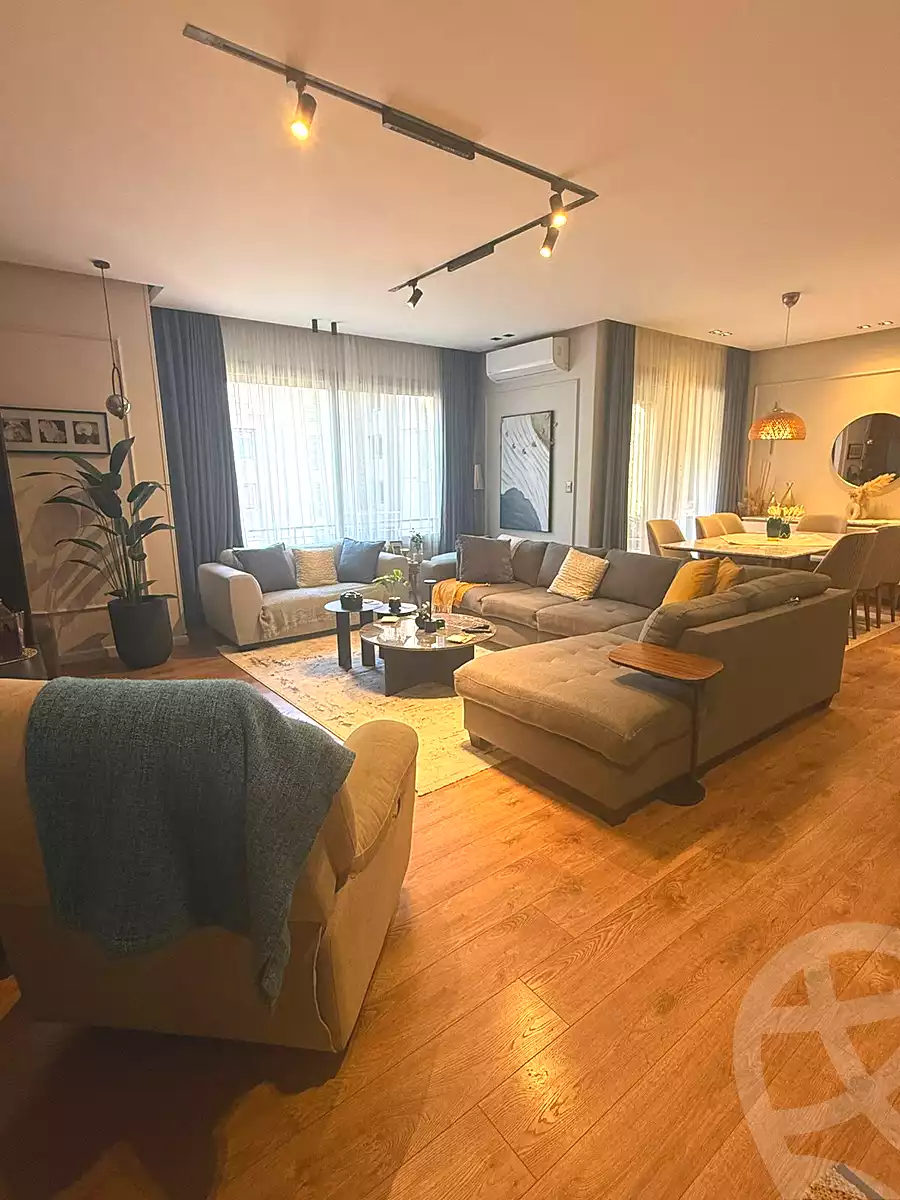 https://aqarmap.com.eg/en/listing/7094763-for-sale-cairo-new-cairo-compounds-kmbwnd-fyldj-jyt-blm-hylz