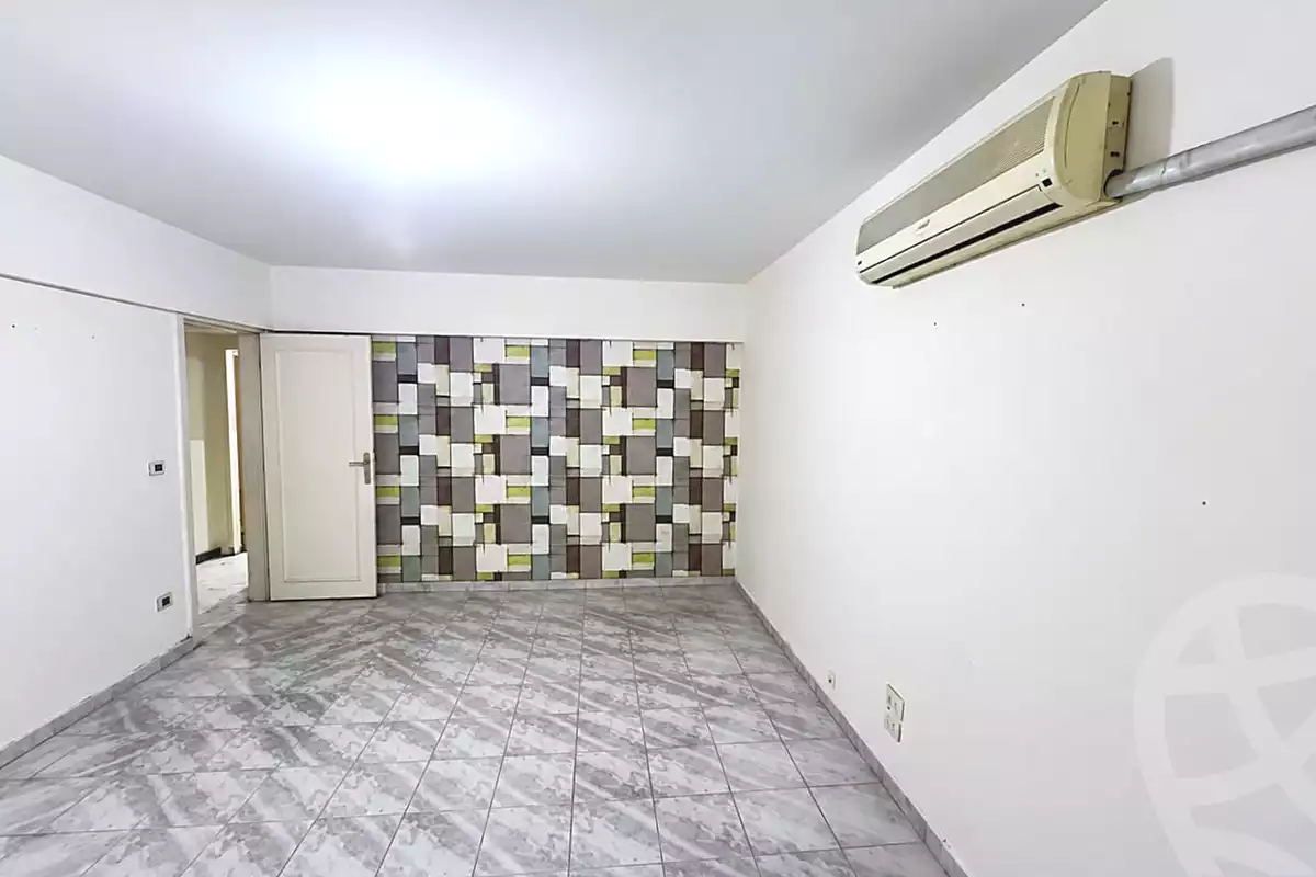 https://aqarmap.com.eg/en/listing/7095467-for-rent-alexandria-smouha-14th-of-may-st