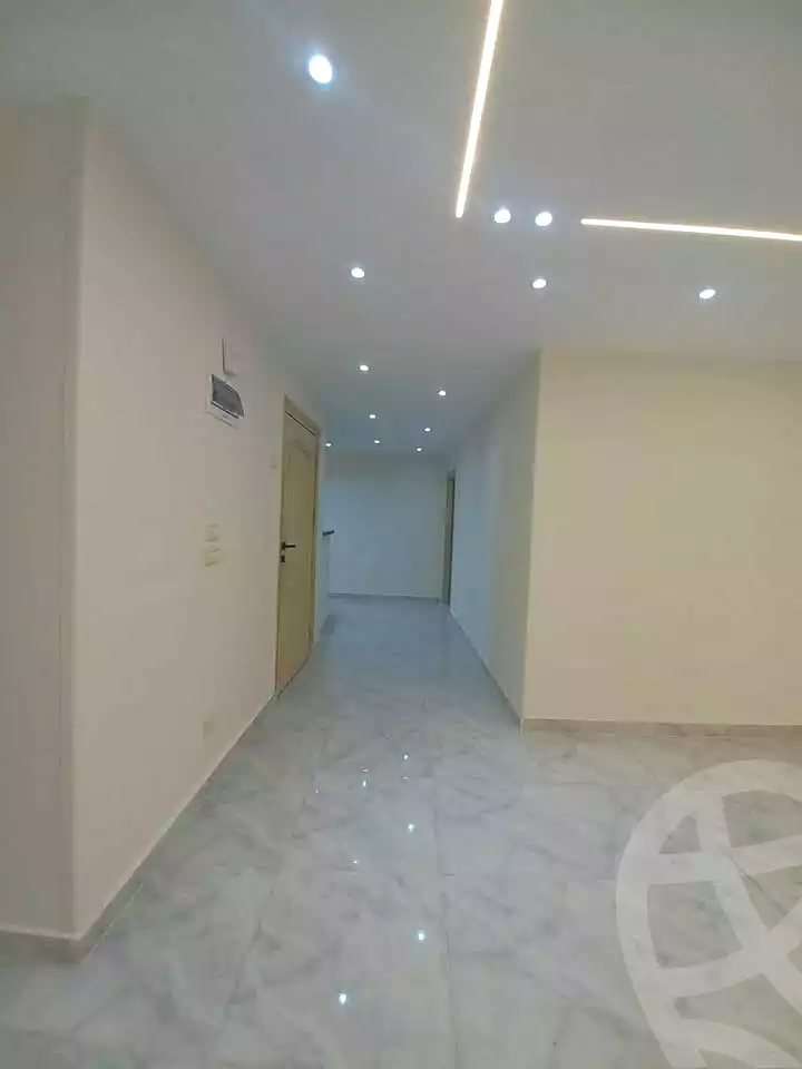 https://aqarmap.com.eg/ar/listing/7095491-for-sale-alexandria-sydy-bshr-sydy-bshr-bhry-shr-mhmd-njyb