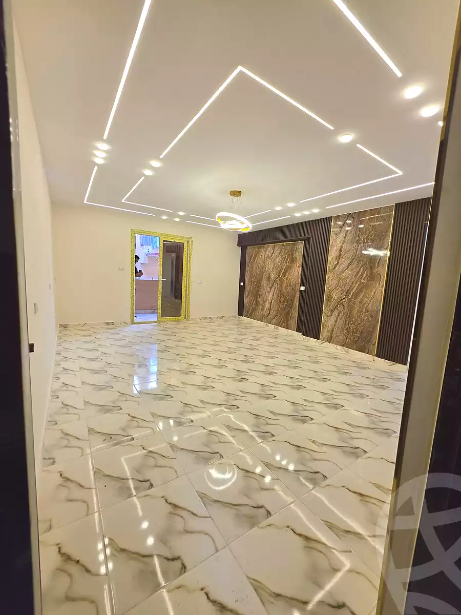 https://aqarmap.com.eg/ar/listing/7095724-for-sale-alexandria-al-agamy-el-hanouvel-al-haded-we-al-soulb-st