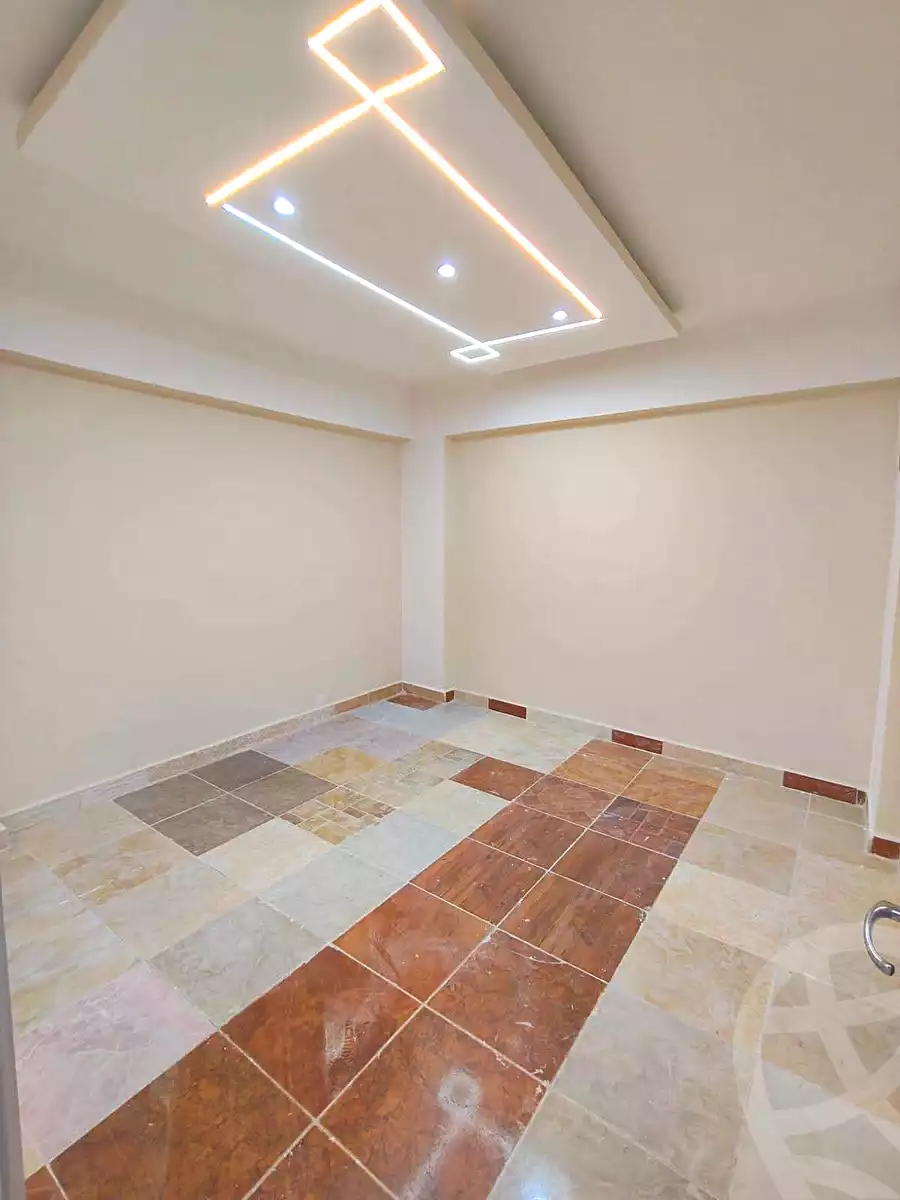 https://aqarmap.com.eg/ar/listing/7096299-for-sale-alexandria-lsywf-el-falki