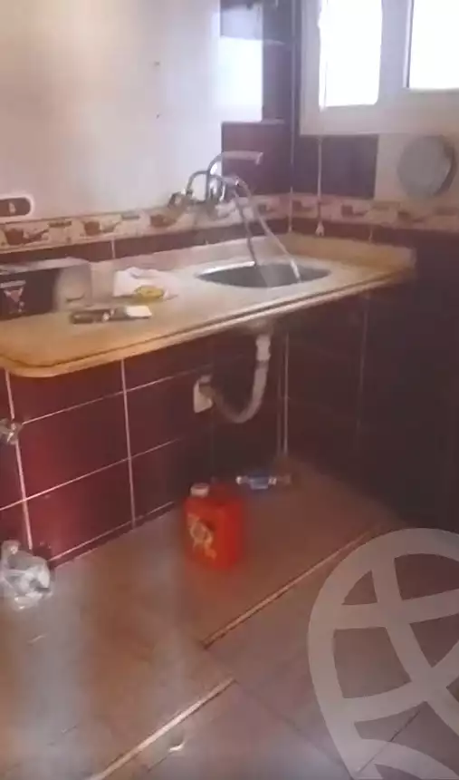 https://aqarmap.com.eg/en/listing/7096385-for-sale-alexandria-alhadara-new-el-hadra-mohammed-abd-el-aleem-st