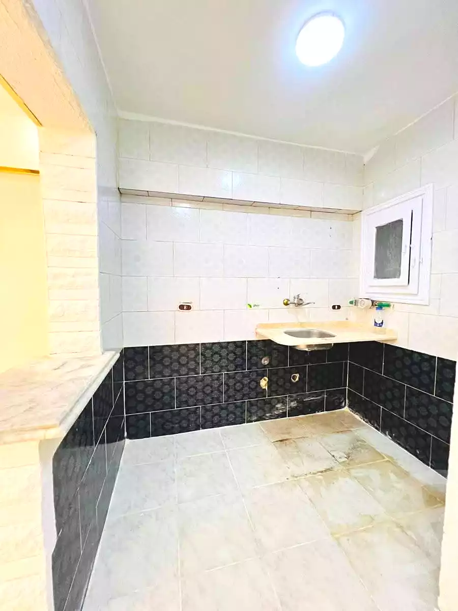 https://aqarmap.com.eg/en/listing/7096457-for-sale-alexandria-al-agamy
