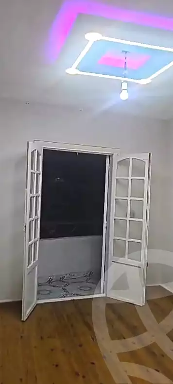 https://aqarmap.com.eg/ar/listing/7096515-for-rent-alexandria-miami