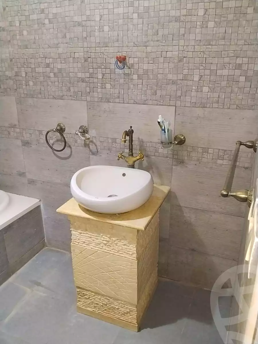 https://aqarmap.com.eg/ar/listing/7096513-for-sale-cairo-el-maadi-saqr-quraish-sakr-kourish-buildings