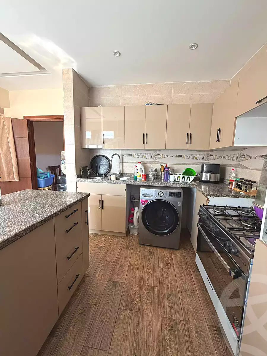https://aqarmap.com.eg/ar/listing/7096564-for-sale-cairo-new-cairo-el-narges-el-narges-2-pilot-halawany-st