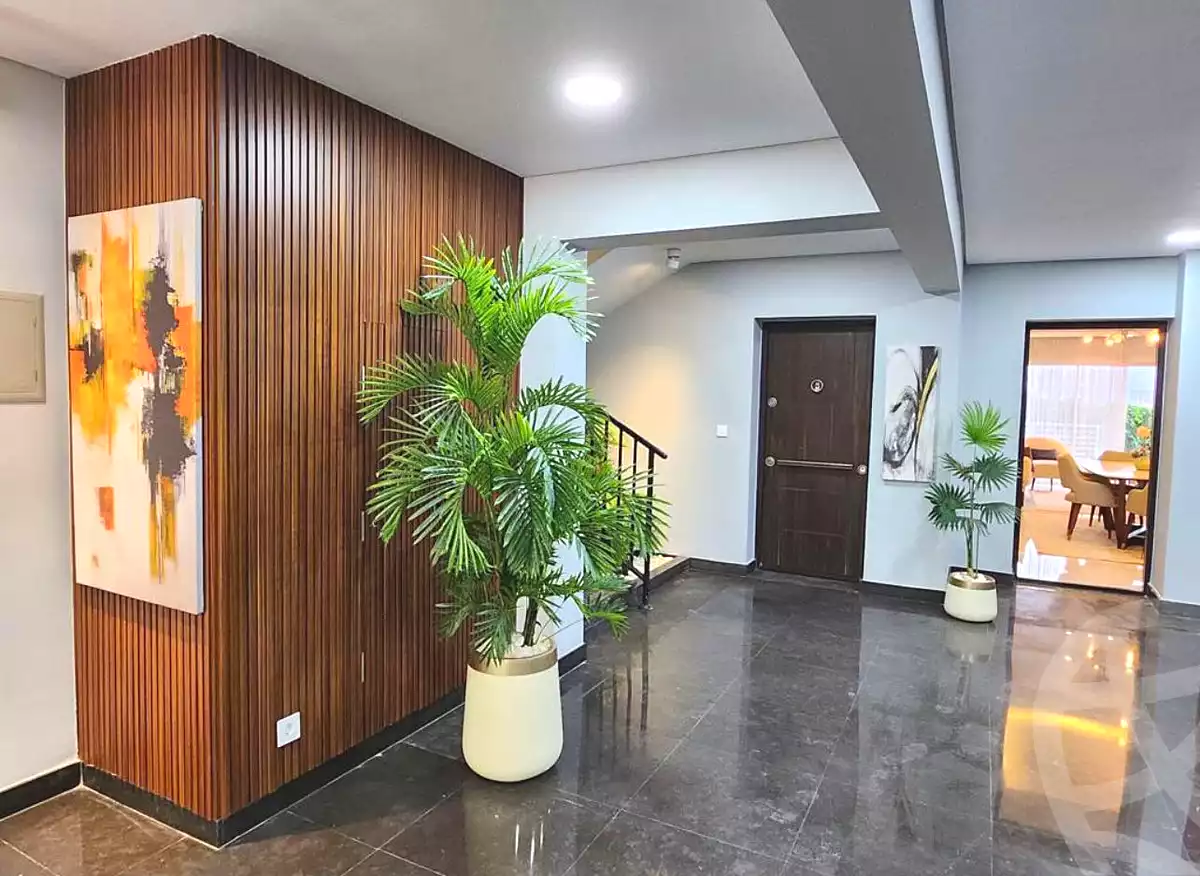 https://aqarmap.com.eg/ar/listing/7096944-for-sale-cairo-new-administrative-capital-r7-entrada