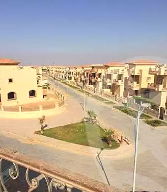 https://aqarmap.com.eg/ar/listing/7097197-for-sale-cairo-6th-of-october-compounds-dream-land-flower-resort