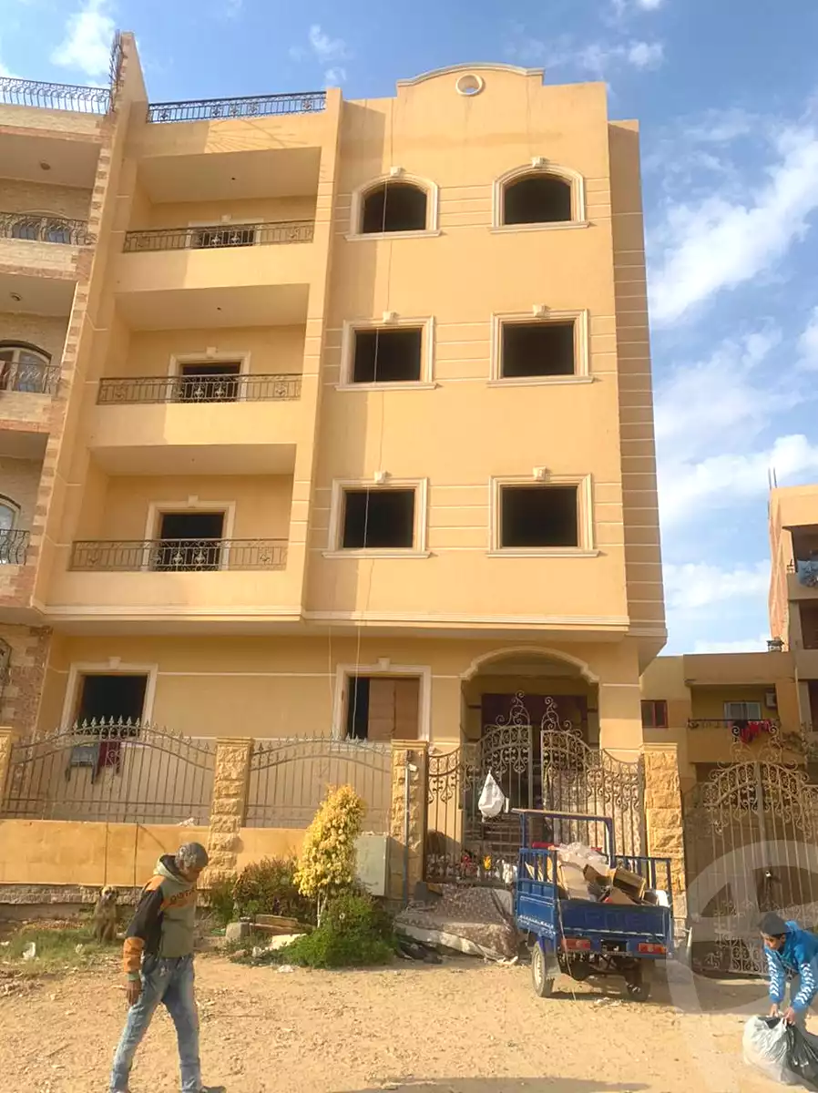 https://aqarmap.com.eg/ar/listing/7097228-for-sale-cairo-6th-of-october-ganob-el-ahyaaa-hay-el-narges