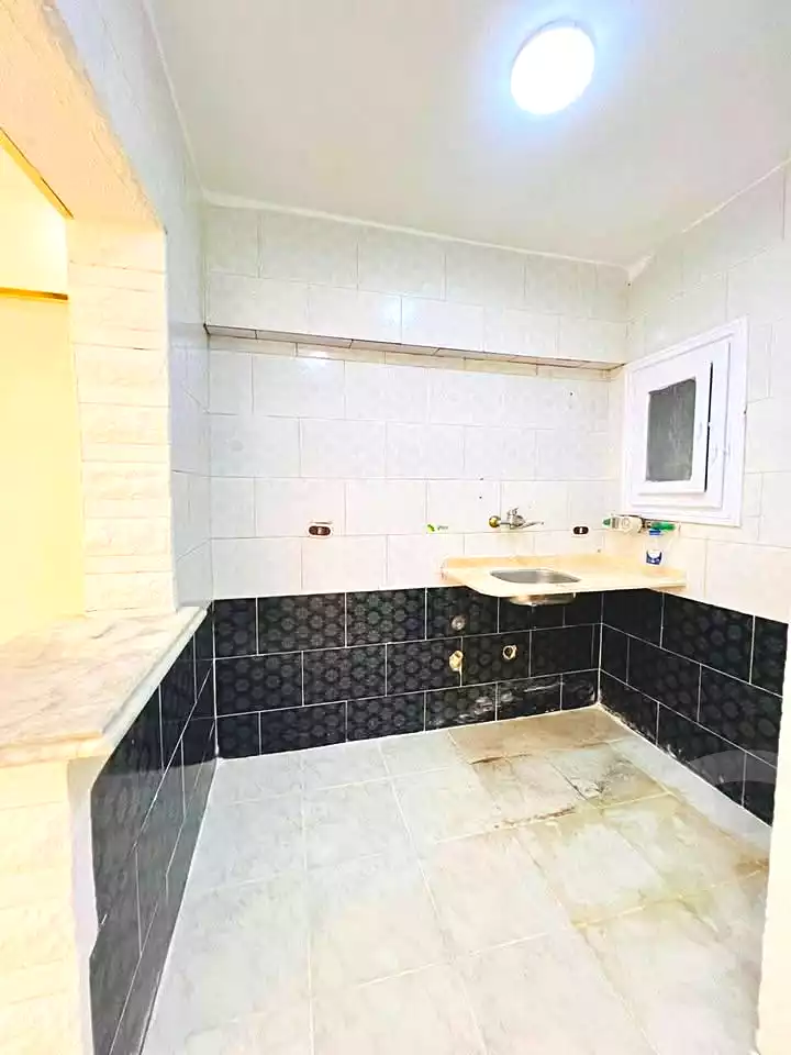 https://aqarmap.com.eg/ar/listing/7097312-for-sale-alexandria-al-agamy-shataa-el-nakheel