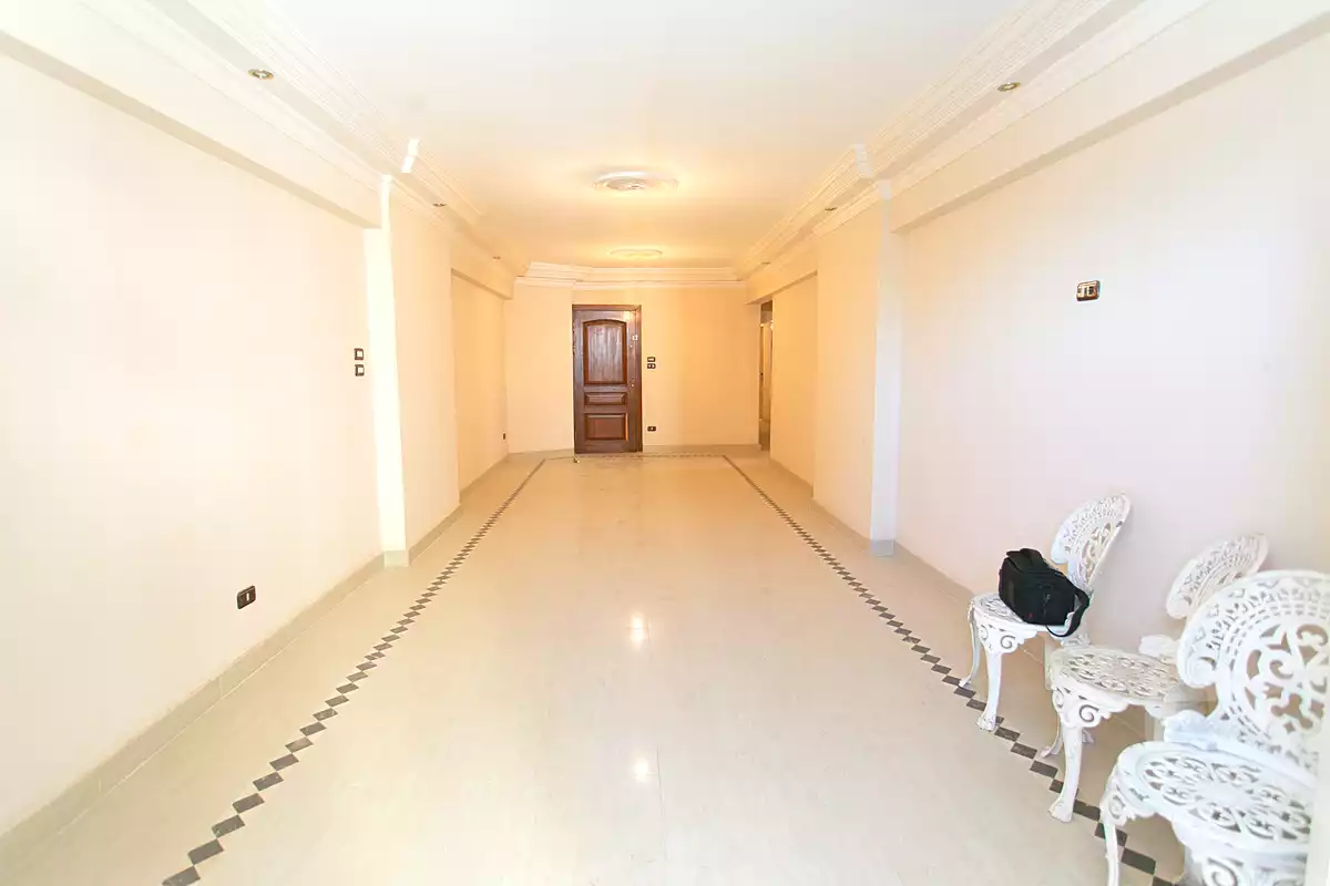 https://aqarmap.com.eg/ar/listing/7097325-for-sale-alexandria-smouha-ademon-fremon-st