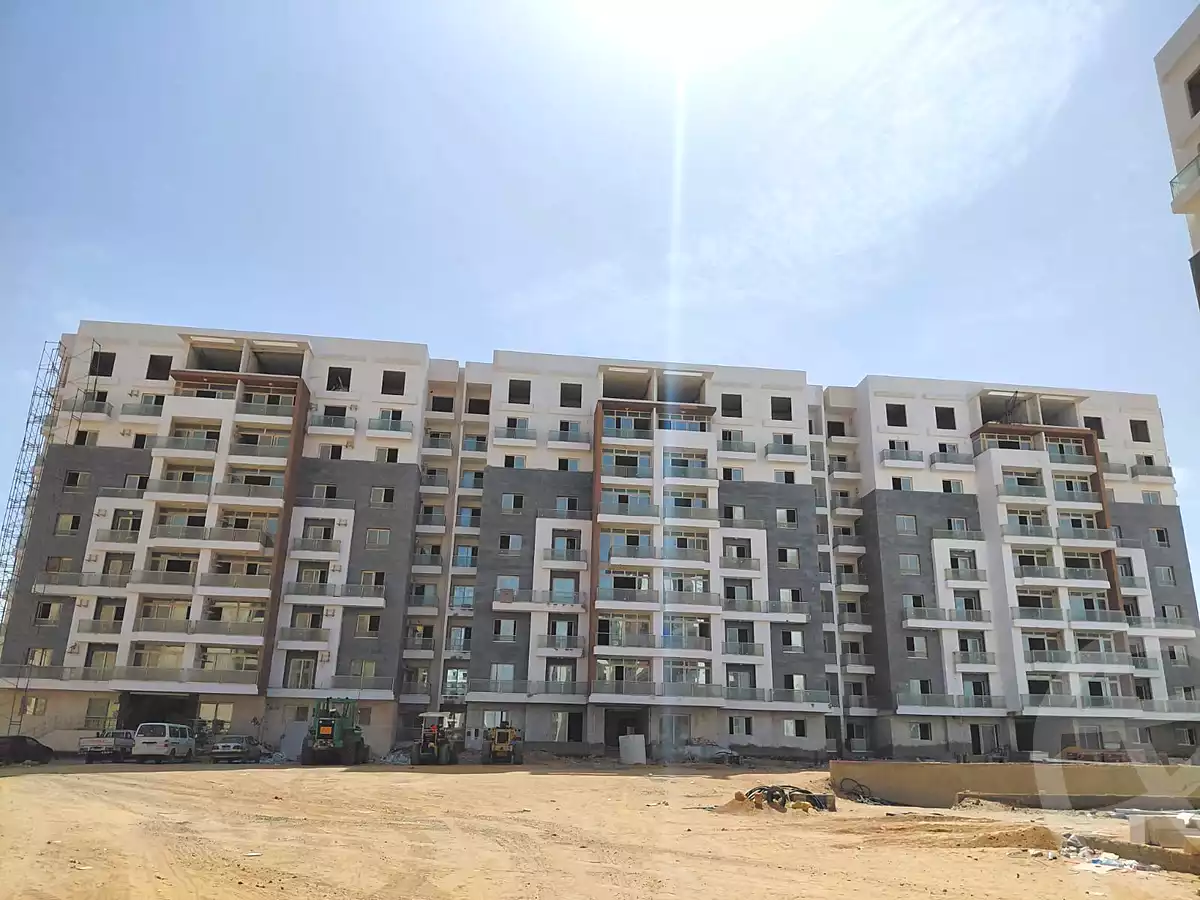 https://aqarmap.com.eg/en/listing/7097449-for-sale-cairo-new-administrative-capital-r7-oia